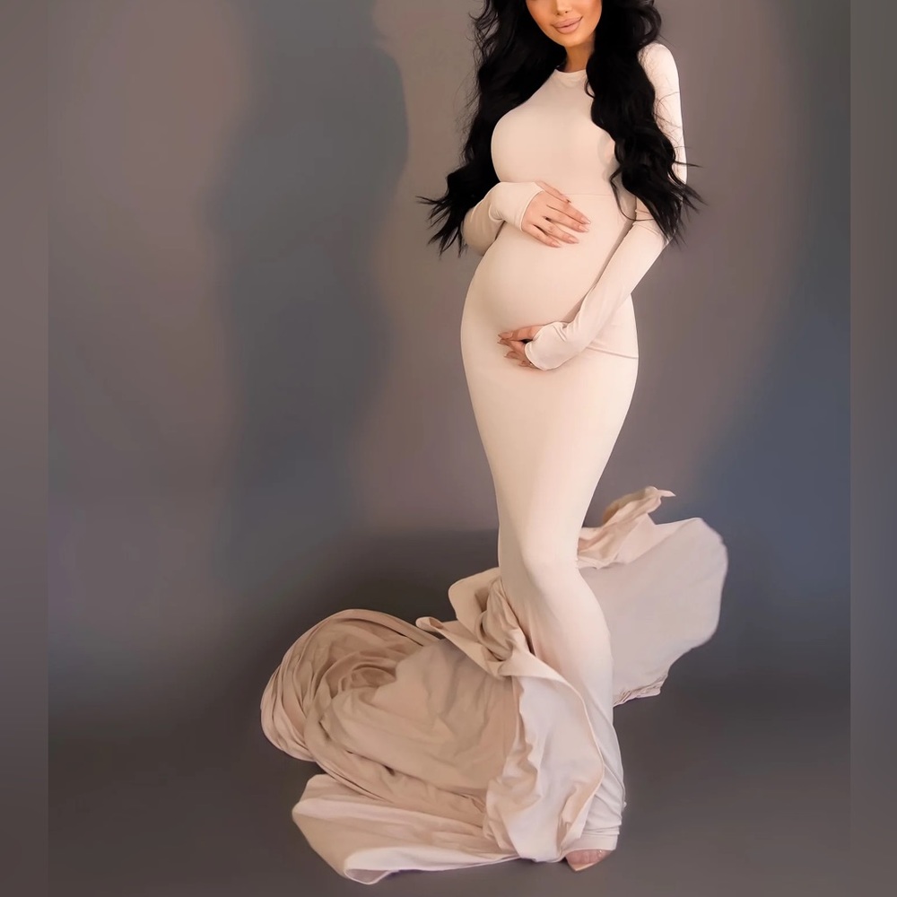 Scoop Neck Maternity Stretch Long Dress with Train Beige Cream Medium